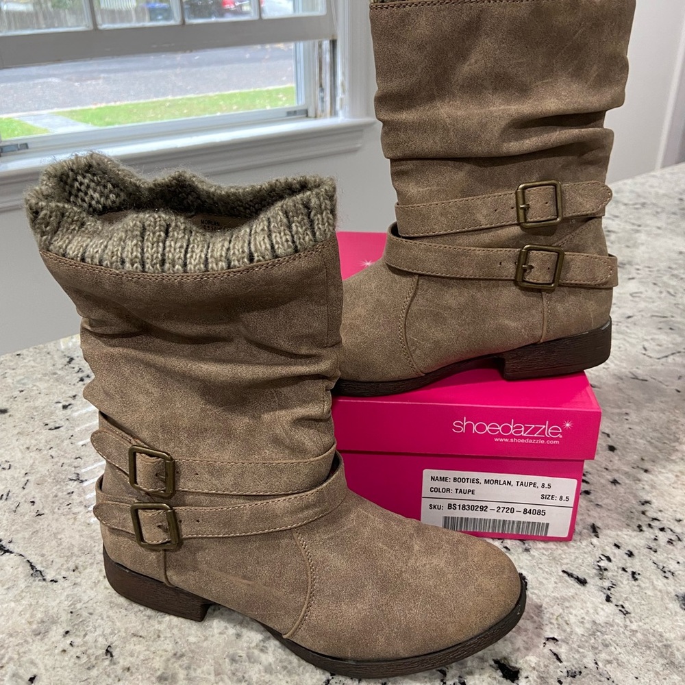 Shoe Dazzle Beige Sweater Trim Boots